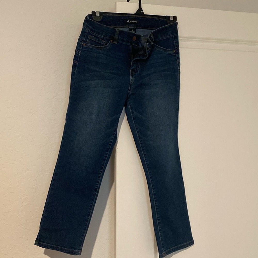 D. Jeans Capri Jeans Size 6